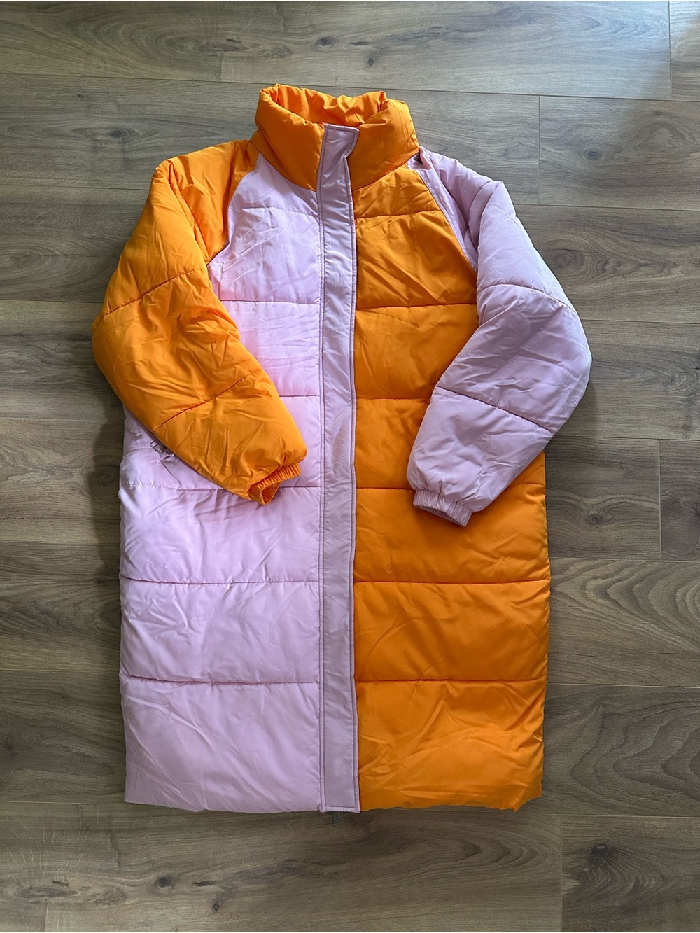 ICHI - PUFFER JACKET IN PINK AND ORANGE - Picture 4 of 7